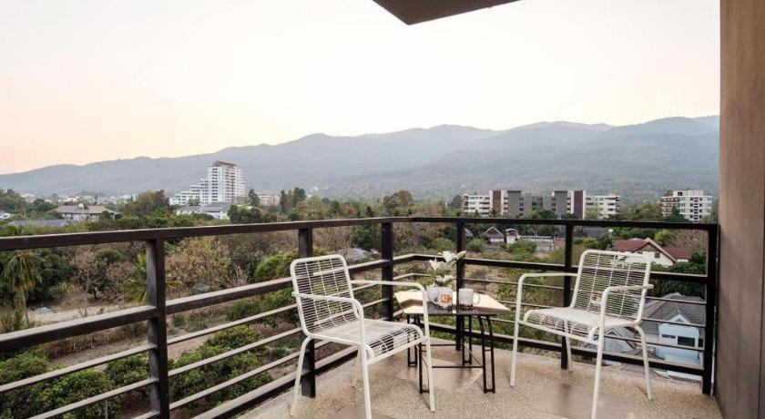 B2 Black Business And Budget Hotel Chiang Mai Ngoại thất bức ảnh