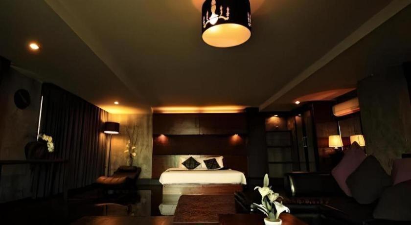 B2 Black Business And Budget Hotel Chiang Mai Ngoại thất bức ảnh