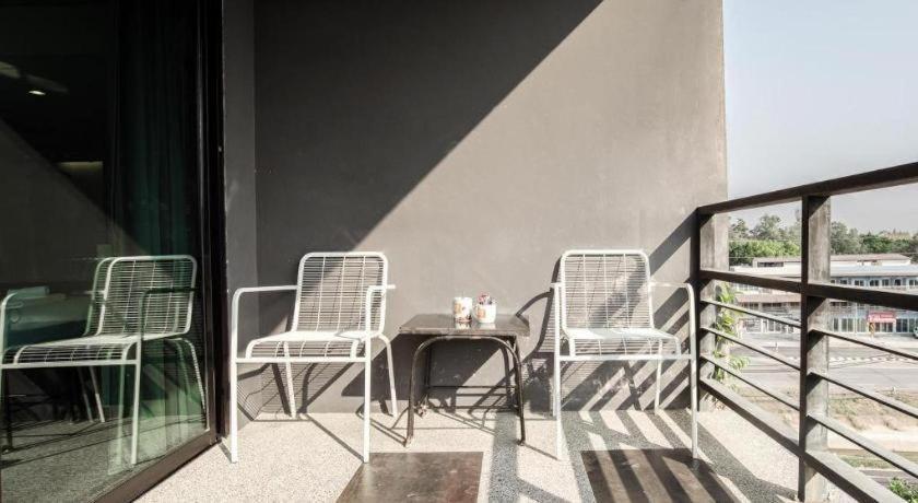 B2 Black Business And Budget Hotel Chiang Mai Ngoại thất bức ảnh