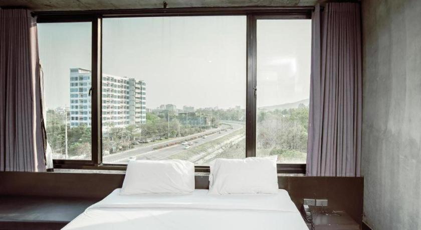 B2 Black Business And Budget Hotel Chiang Mai Ngoại thất bức ảnh